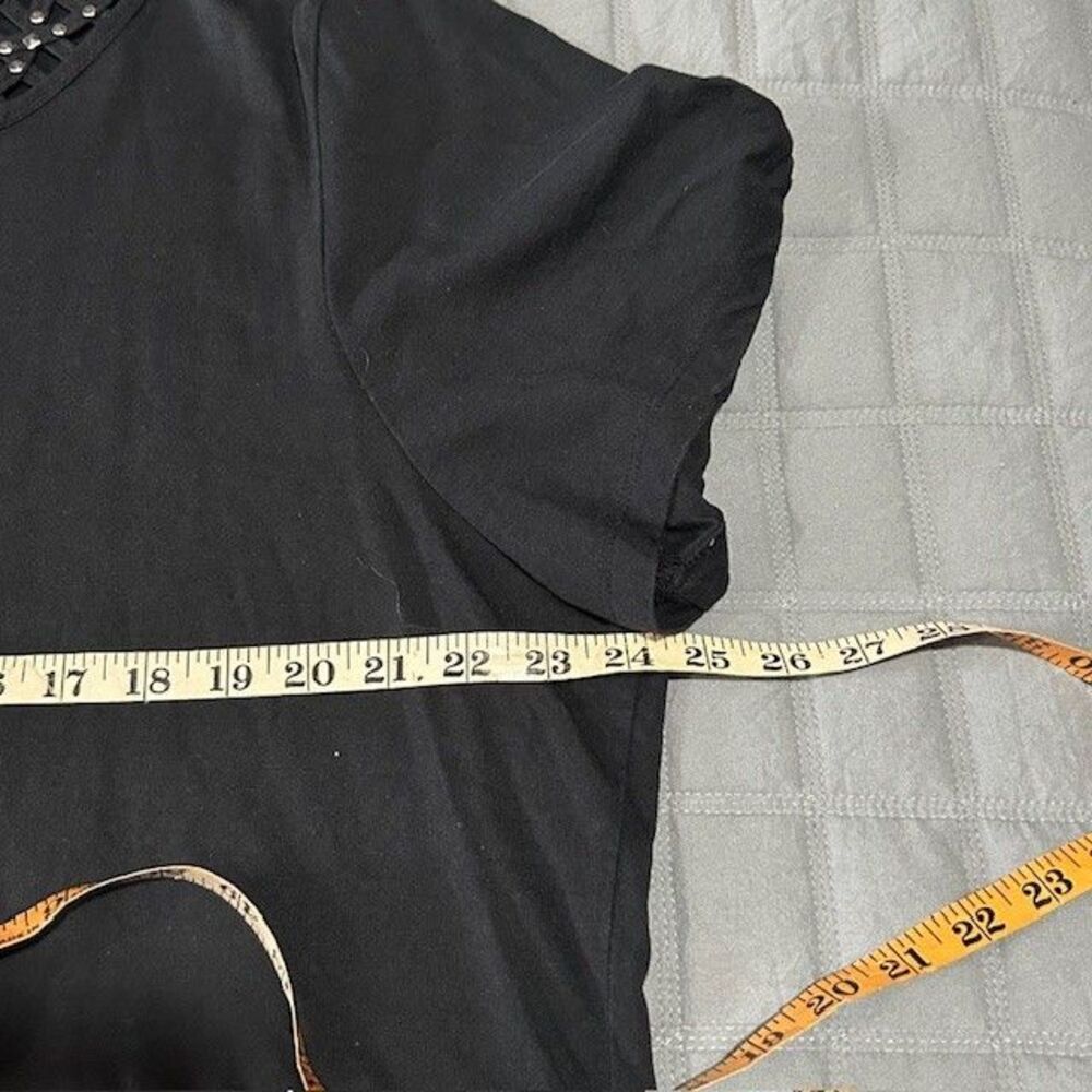 Liz & Me Black Embellished Scoop Neck Short Sleeve Top - Picture 7 of 10